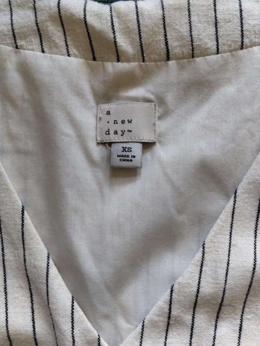 Cute linen vest - Size XS - Picture 4 of 5